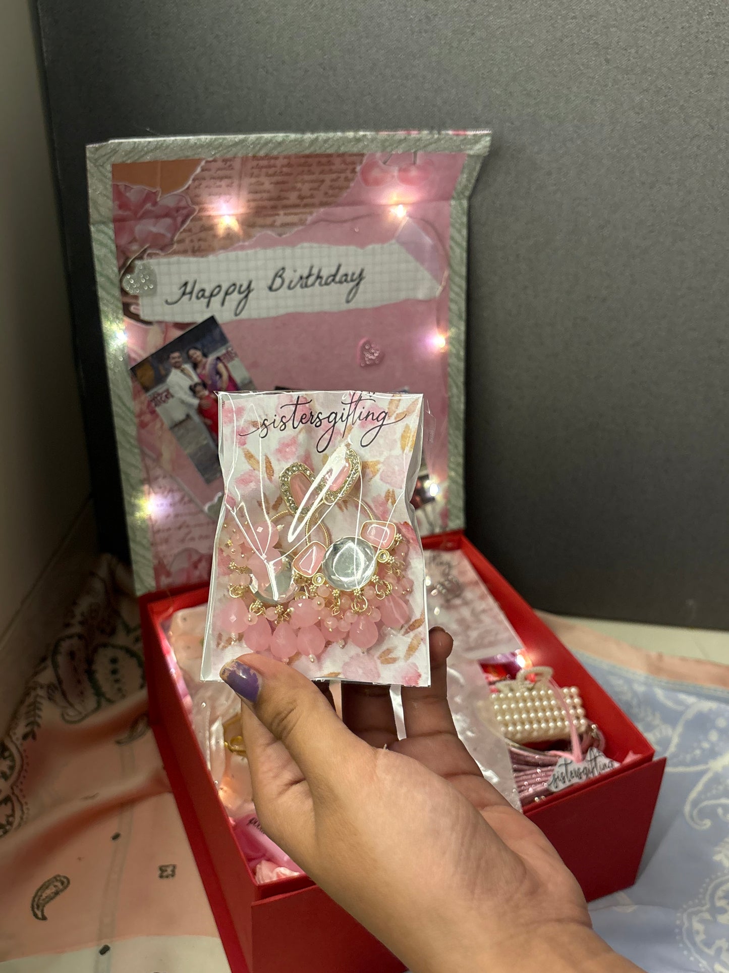 Sisters Signature Box